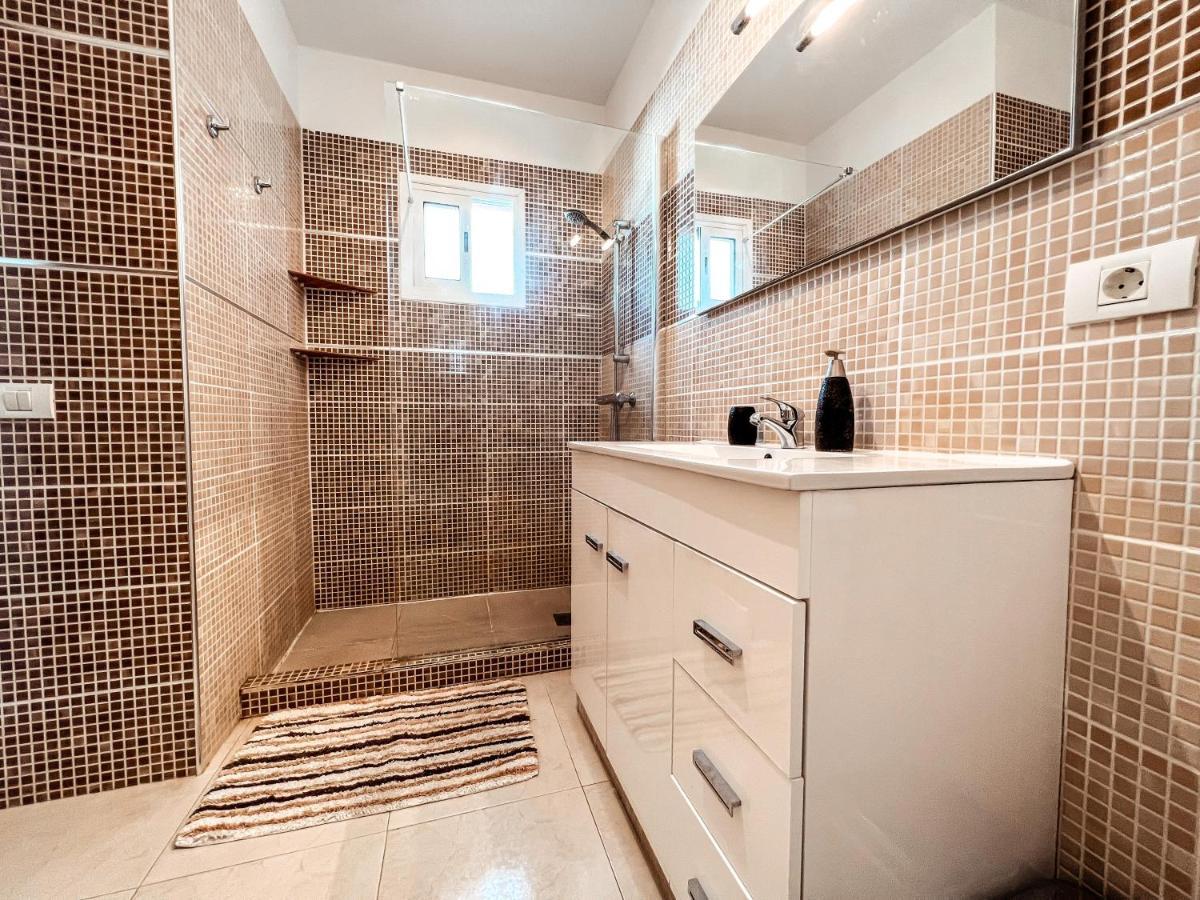 Townhouse With Ac In Callao Salvaje, Sonia, Cs148 Exterior photo